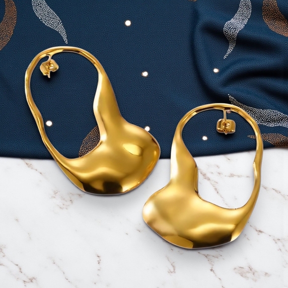 🆕️Exaggerated Modern 18K Gold Plated 304L Stainless Steel Statement Earrings - Picture 1 of 13